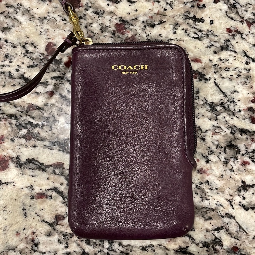Coach Plum Leather Wristlet Zip Pouch Purple Small Wallet Clutch
